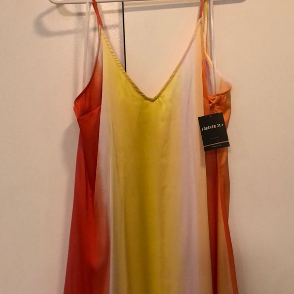 Forever 21 Red, Multi-Color Dress Size, S NWT - Picture 2 of 4